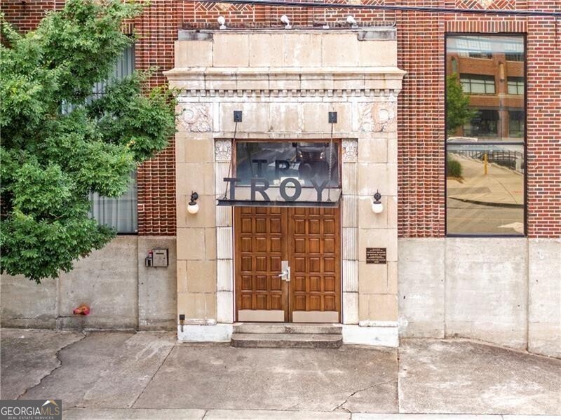 650 Glen Iris Drive NE # 25