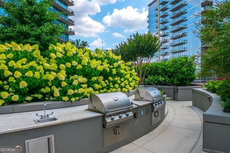 1080 Peachtree Street NE # 1205