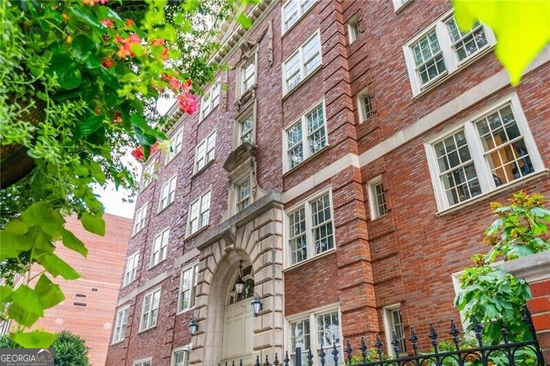800 Peachtree Street NE # 306