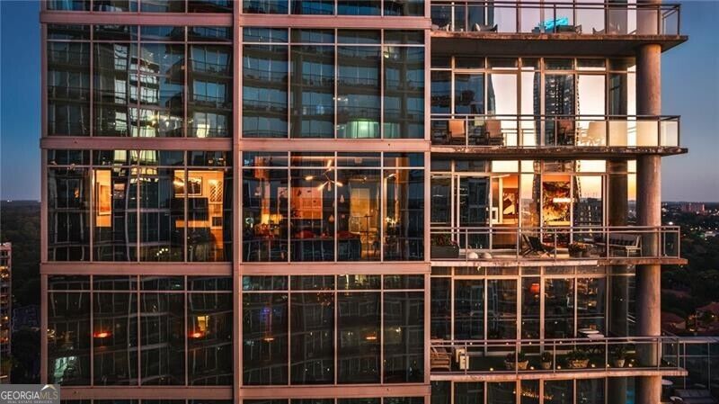 1065 Peachtree Street NE # 3102