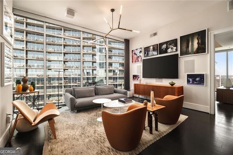 1065 Peachtree Street NE # 3102