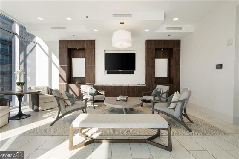 1065 Peachtree Street NE # 3102