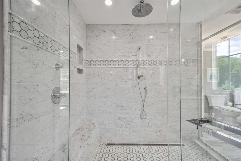 11 Stillbrook Ln