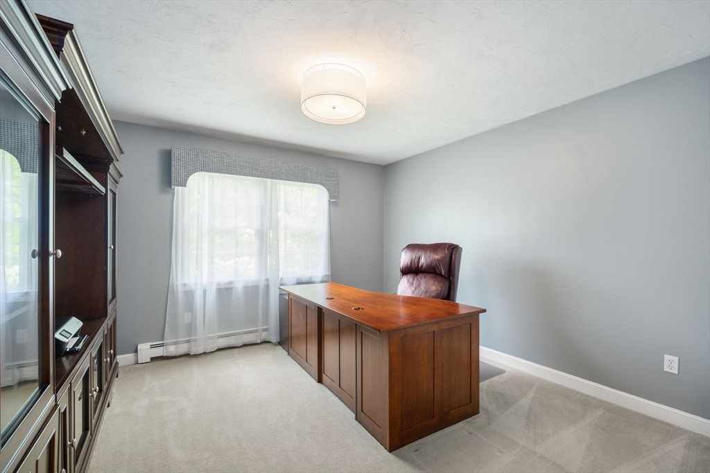 11 Stillbrook Ln