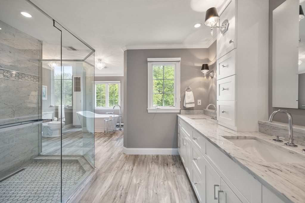 11 Stillbrook Ln