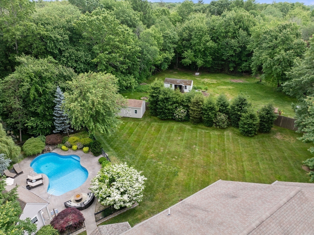 11 Stillbrook Ln