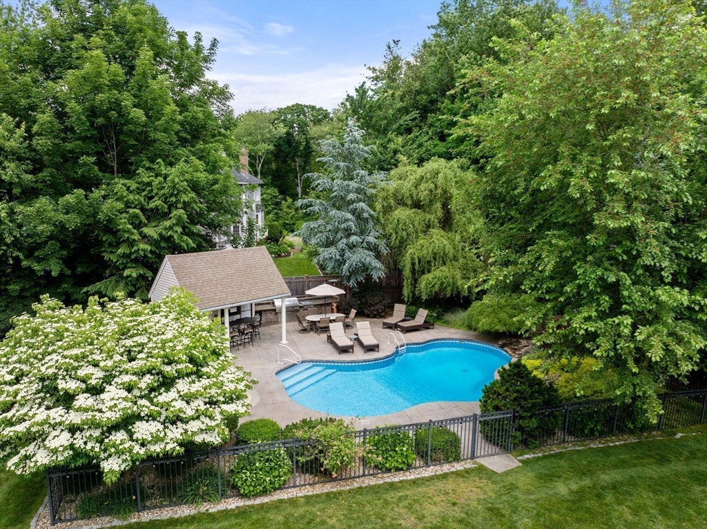 11 Stillbrook Ln