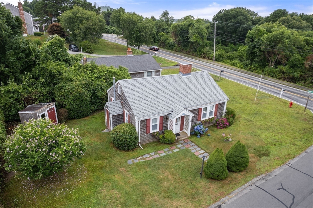 2-A Bodfish Ave