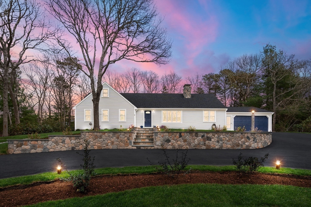 1351 Old Post Rd