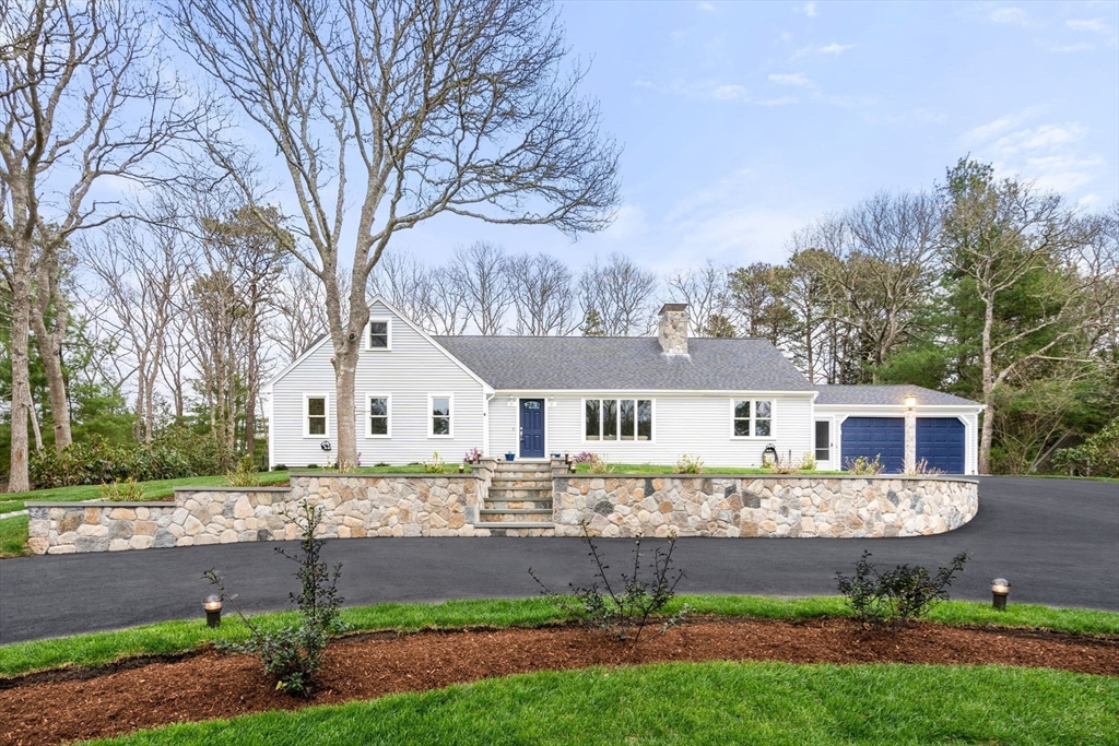 1351 Old Post Rd
