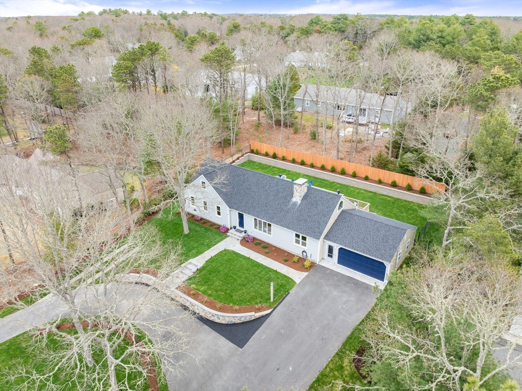 1351 Old Post Rd