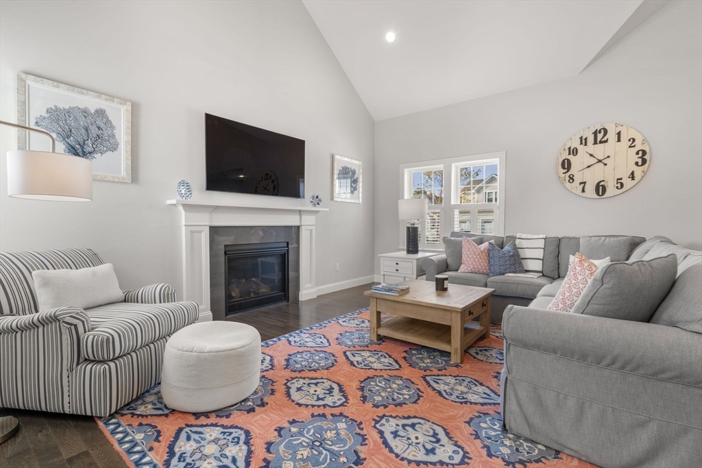 47 Rosewood Circle