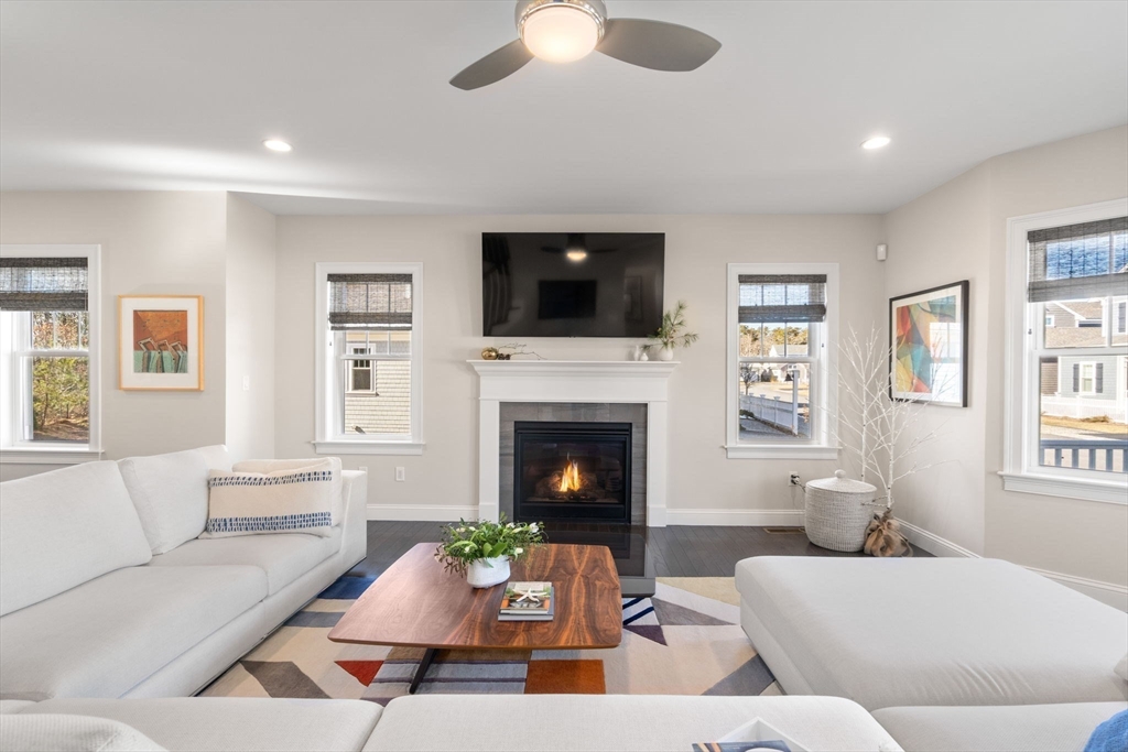 25 Rosewood Circle