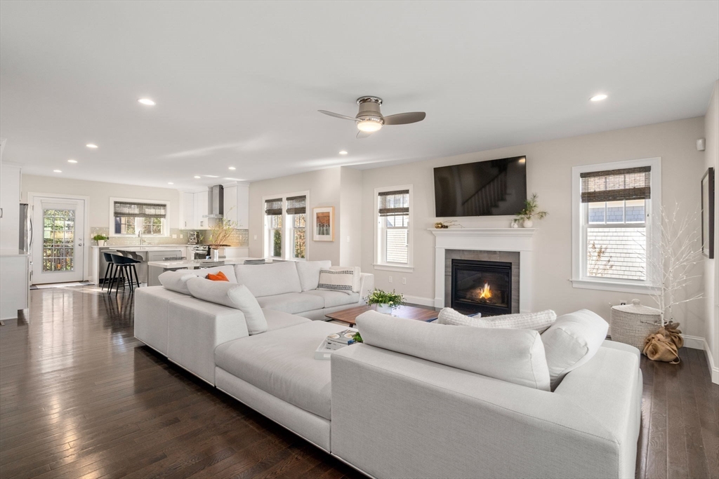25 Rosewood Circle