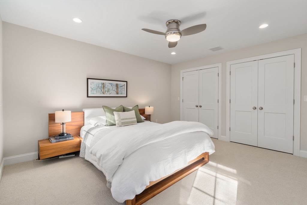 25 Rosewood Circle