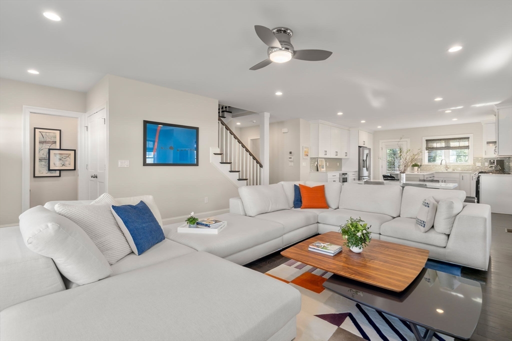 25 Rosewood Circle