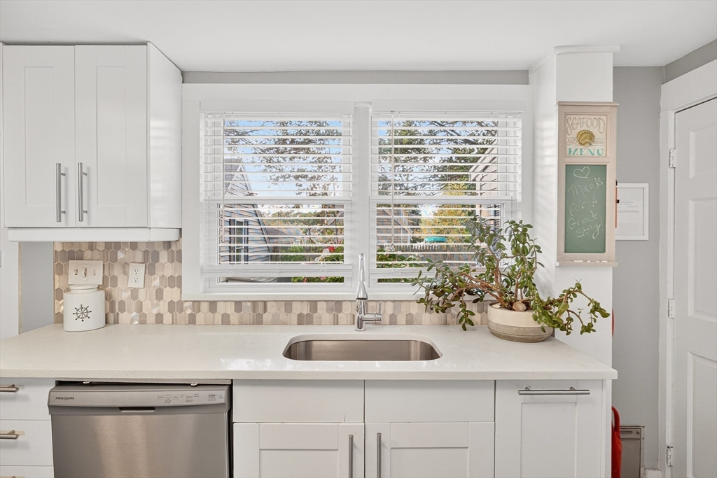 10 Trenton, Yarmouth