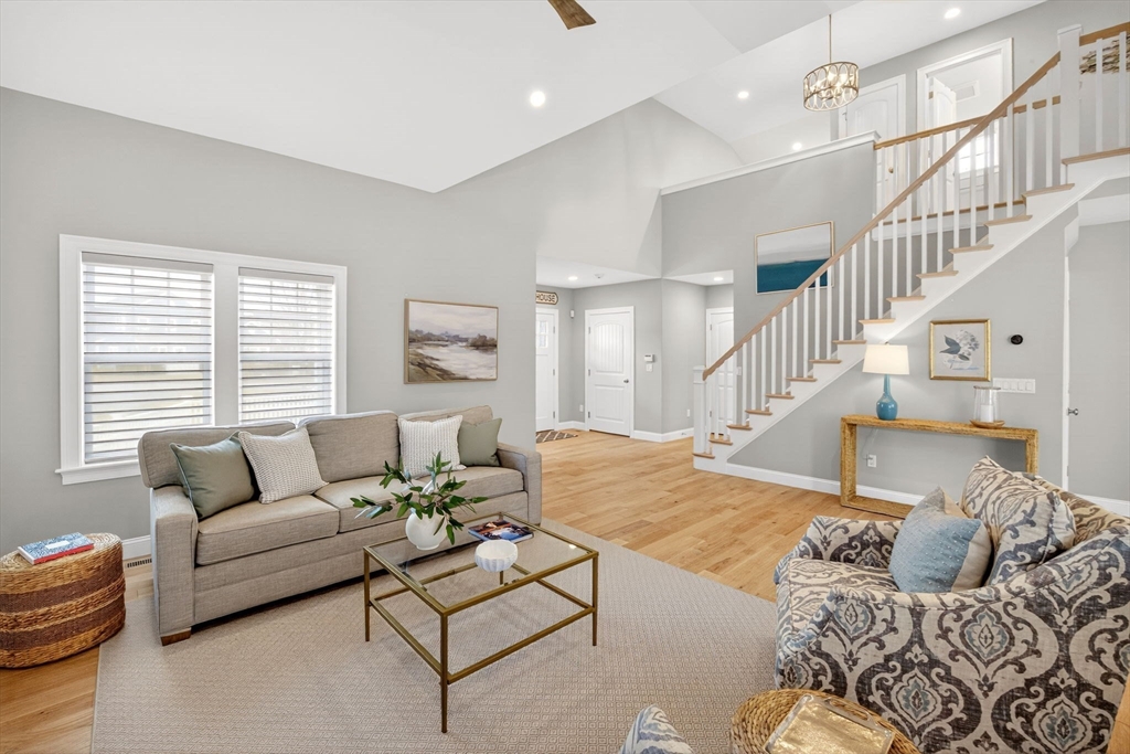 15 Rosewood Circle