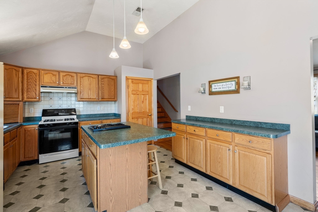 35 Sir Joseph Ct