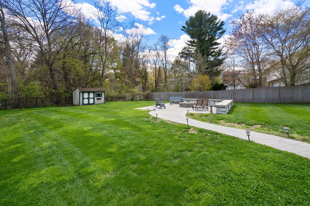 35 Sir Joseph Ct