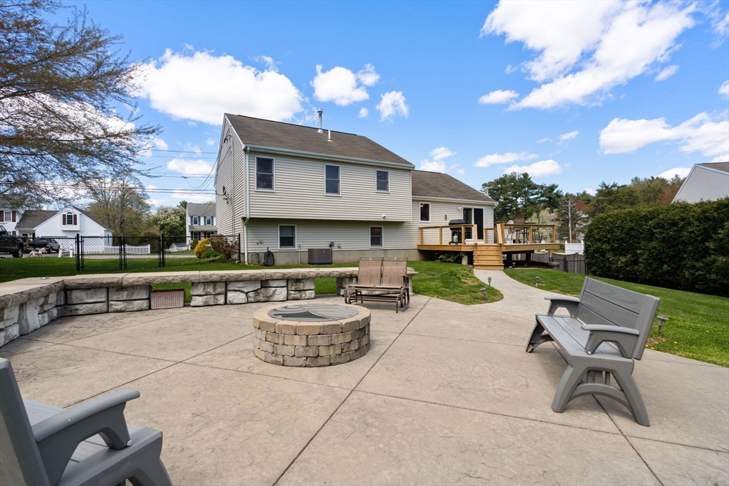 35 Sir Joseph Ct