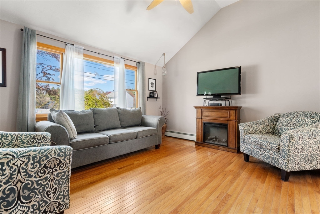 35 Sir Joseph Ct