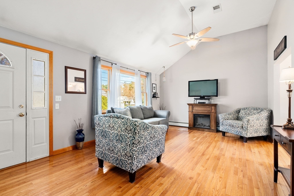 35 Sir Joseph Ct