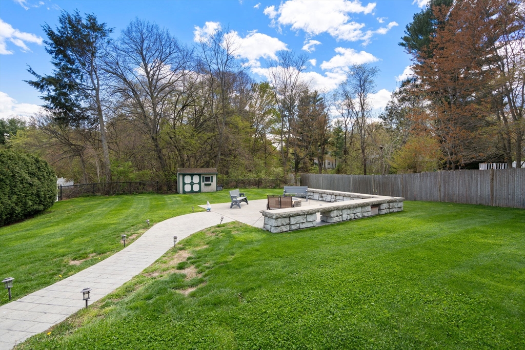 35 Sir Joseph Ct