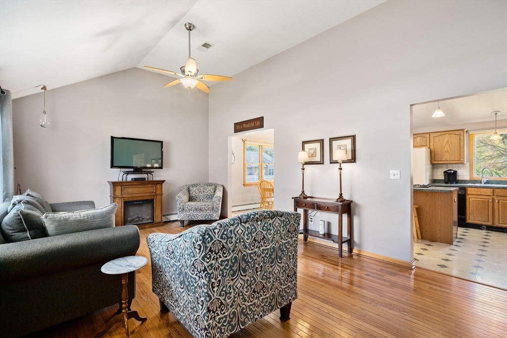 35 Sir Joseph Ct
