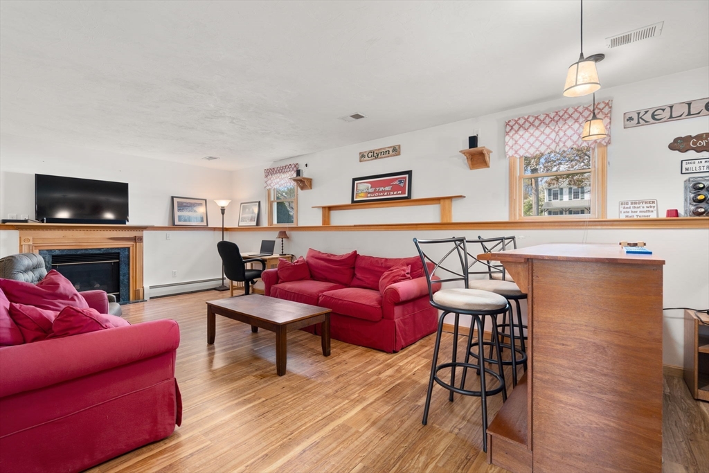 35 Sir Joseph Ct