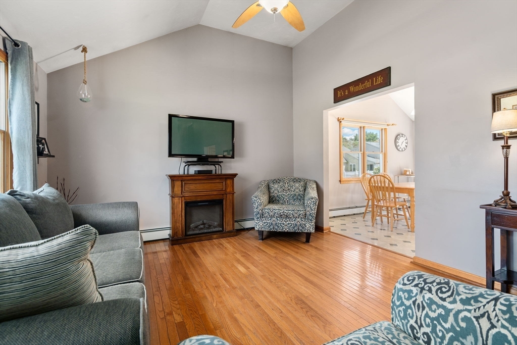 35 Sir Joseph Ct