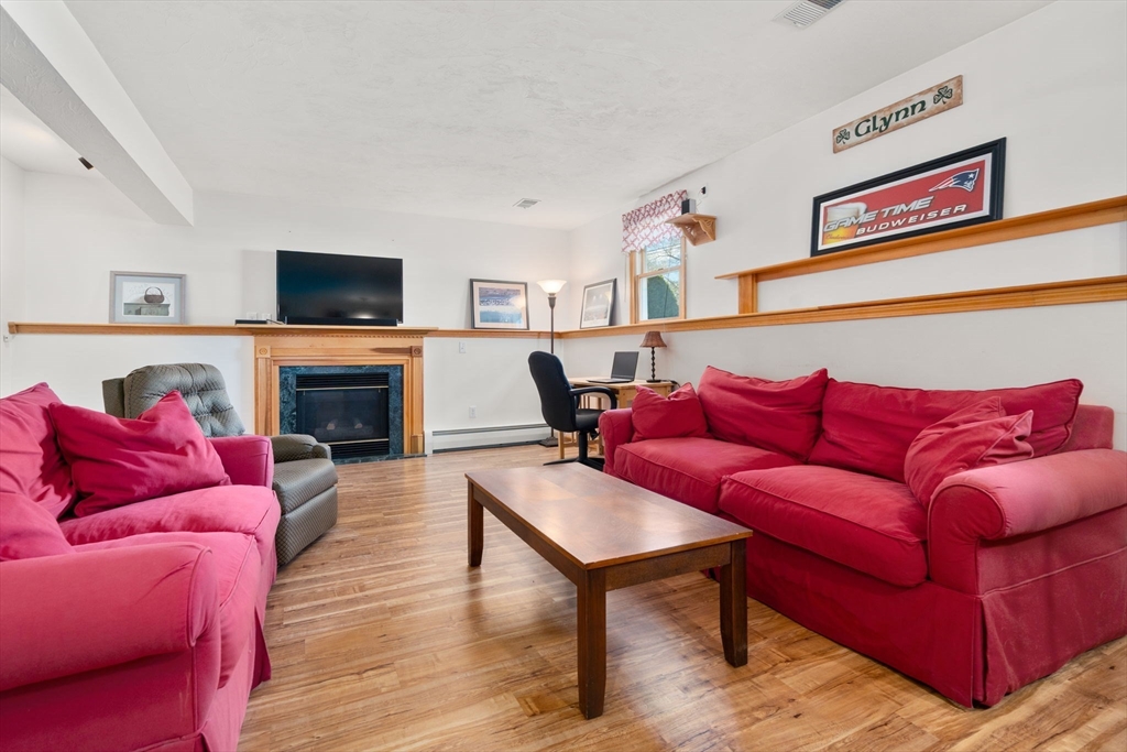 35 Sir Joseph Ct