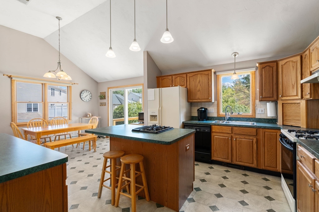35 Sir Joseph Ct