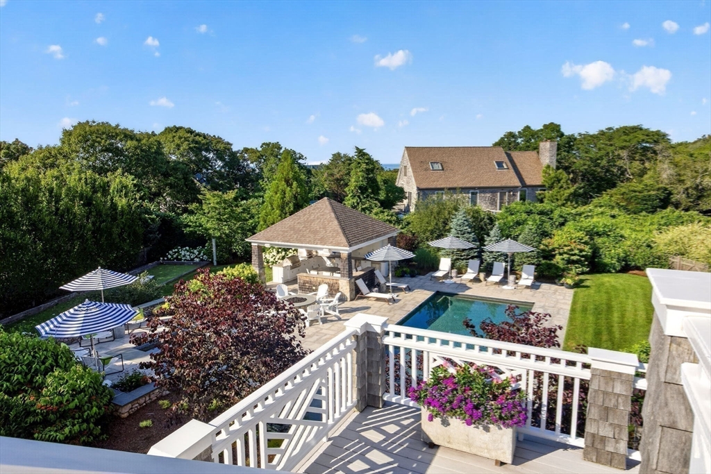 43 Longhill Dr