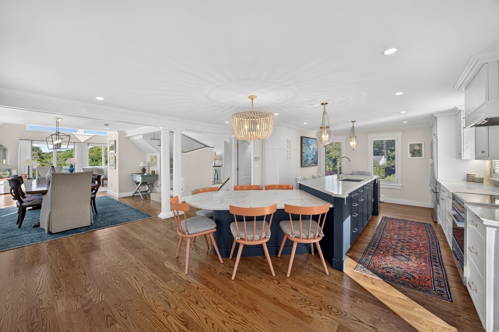 43 Longhill Dr