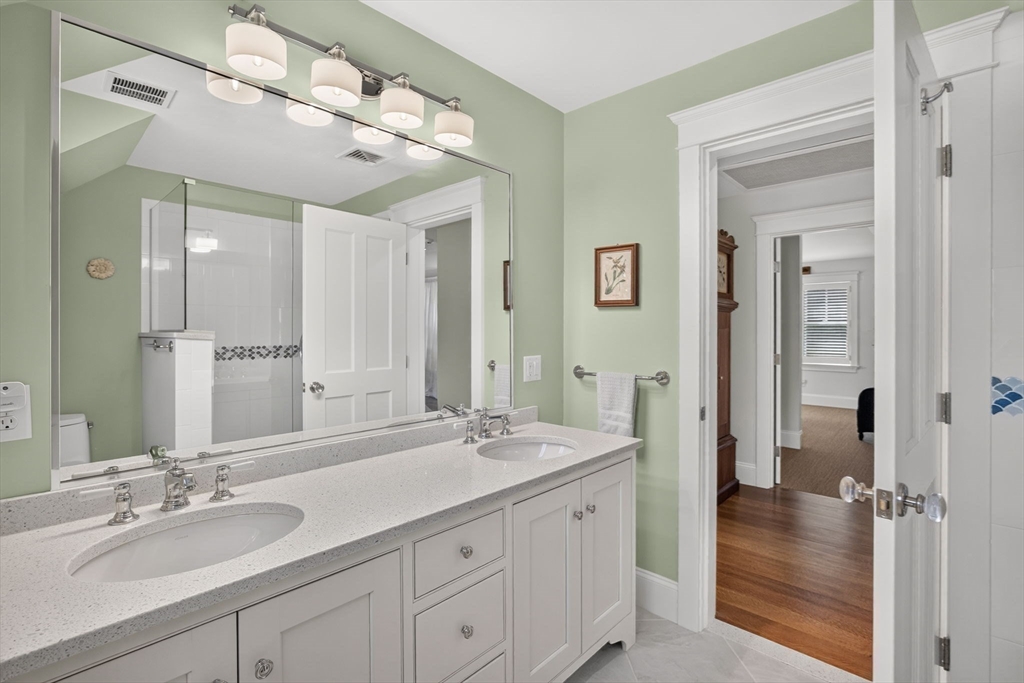 141 Hollingsworth Rd