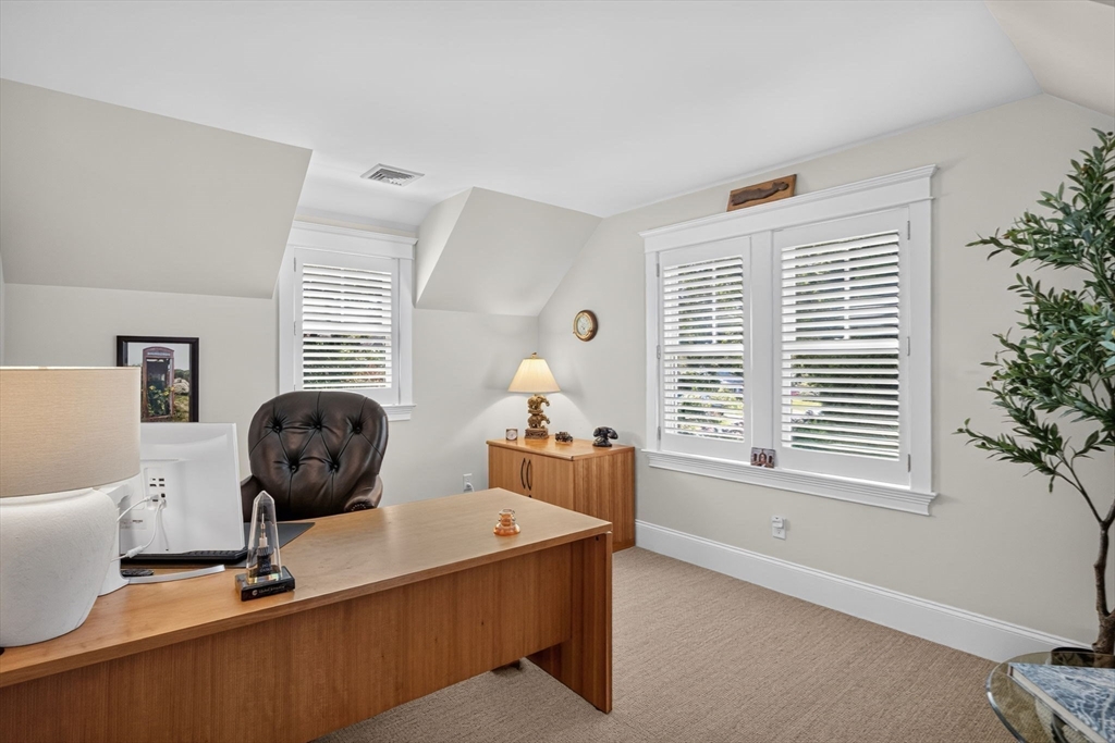 141 Hollingsworth Rd