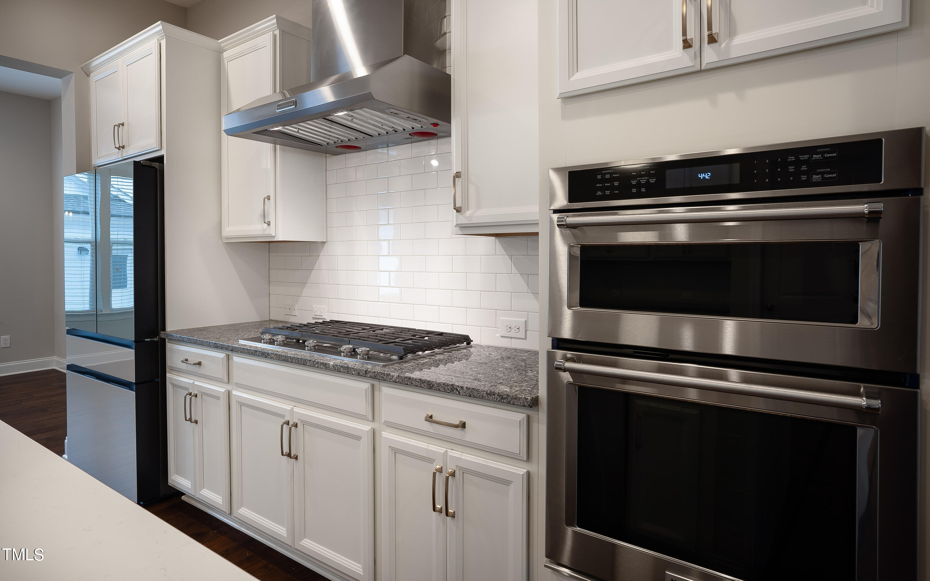 665 Old Dairy Dr Drive