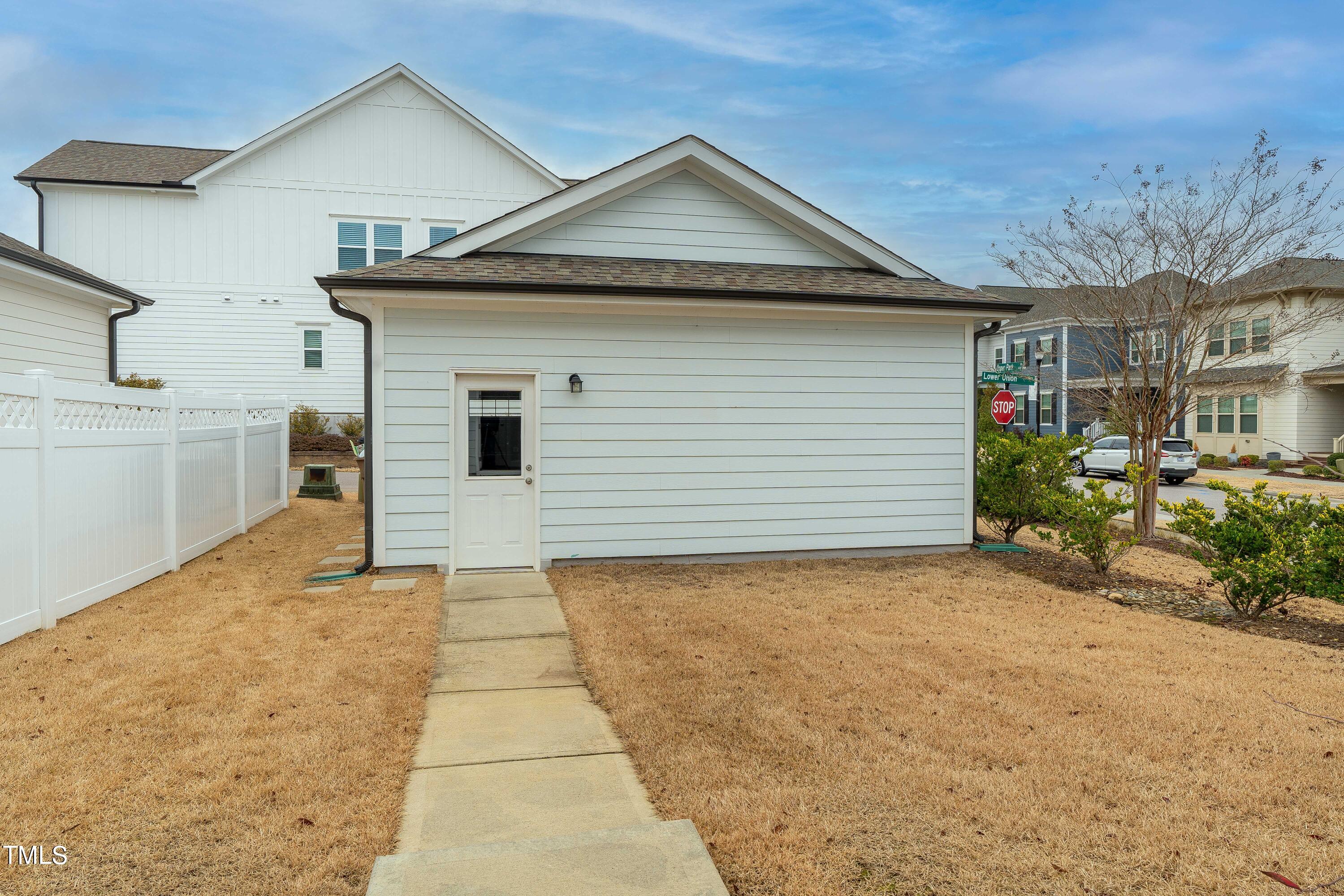 665 Old Dairy Dr Drive