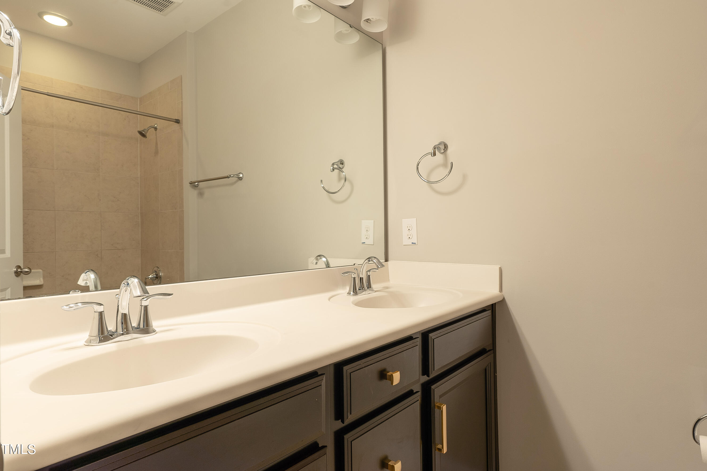 665 Old Dairy Dr Drive