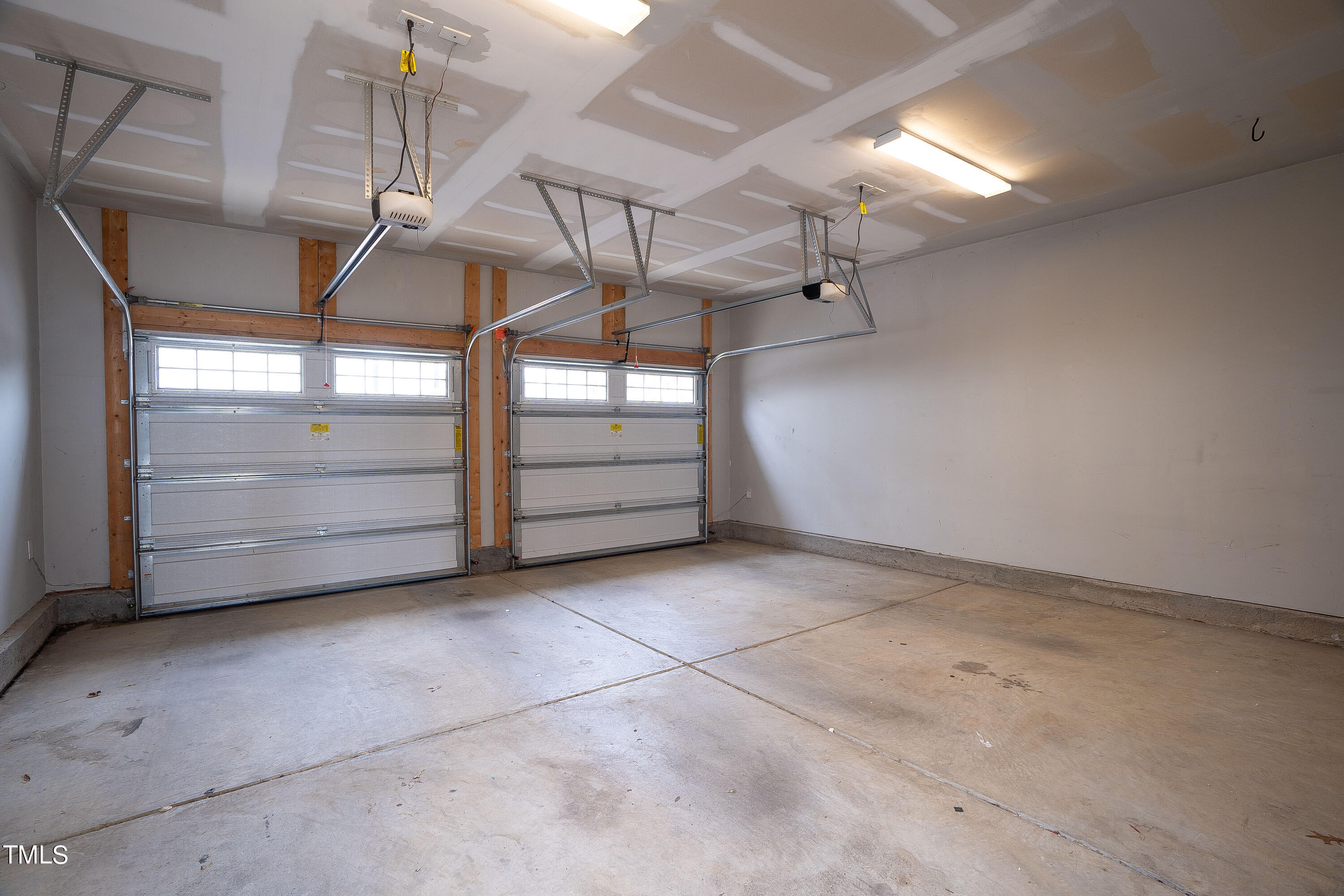 665 Old Dairy Dr Drive