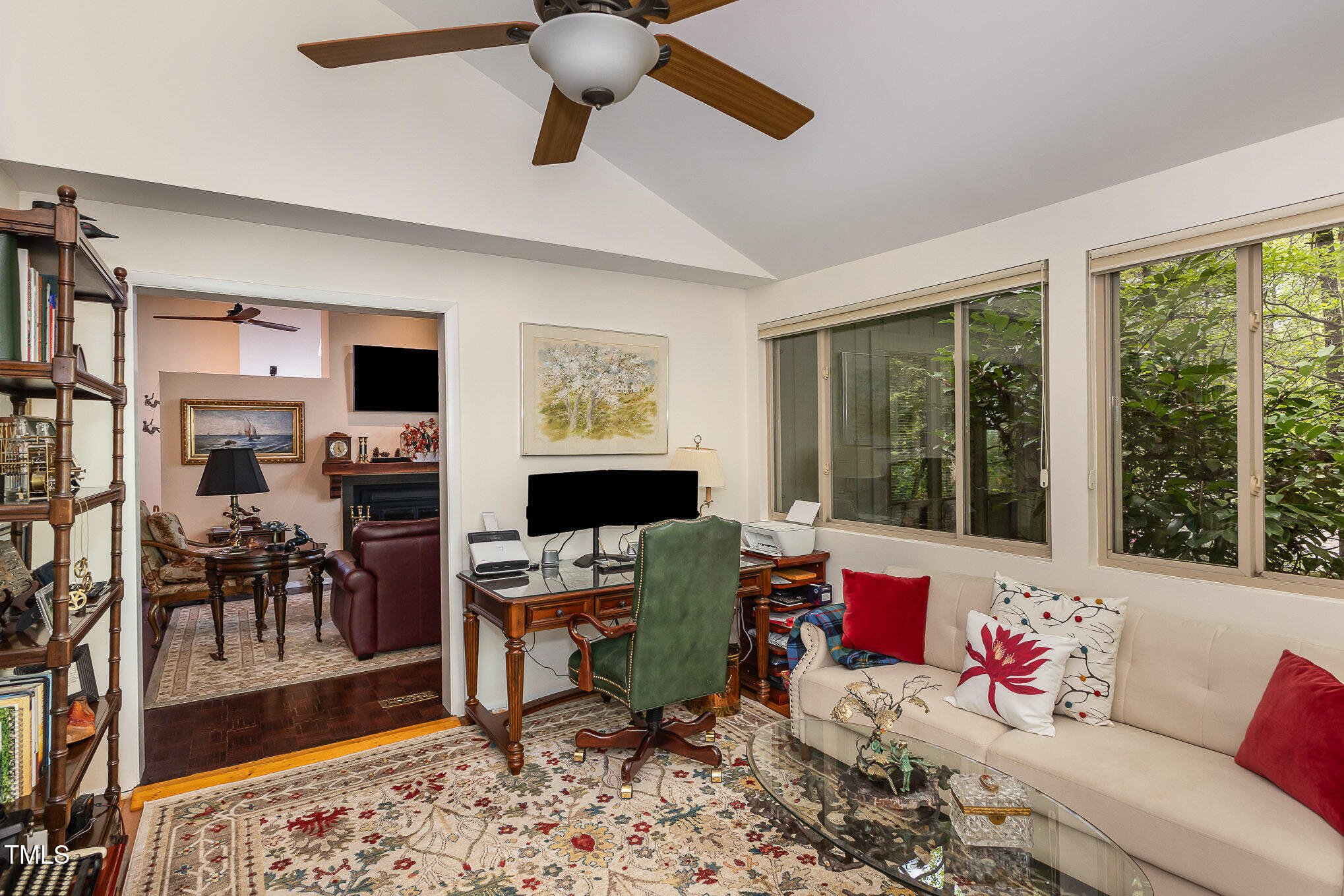 227 Windlestraw