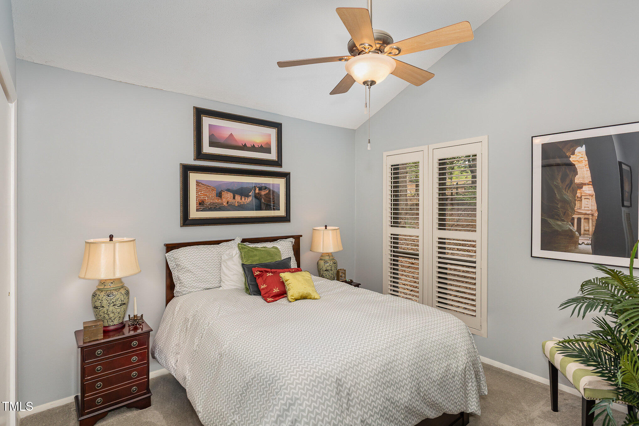227 Windlestraw