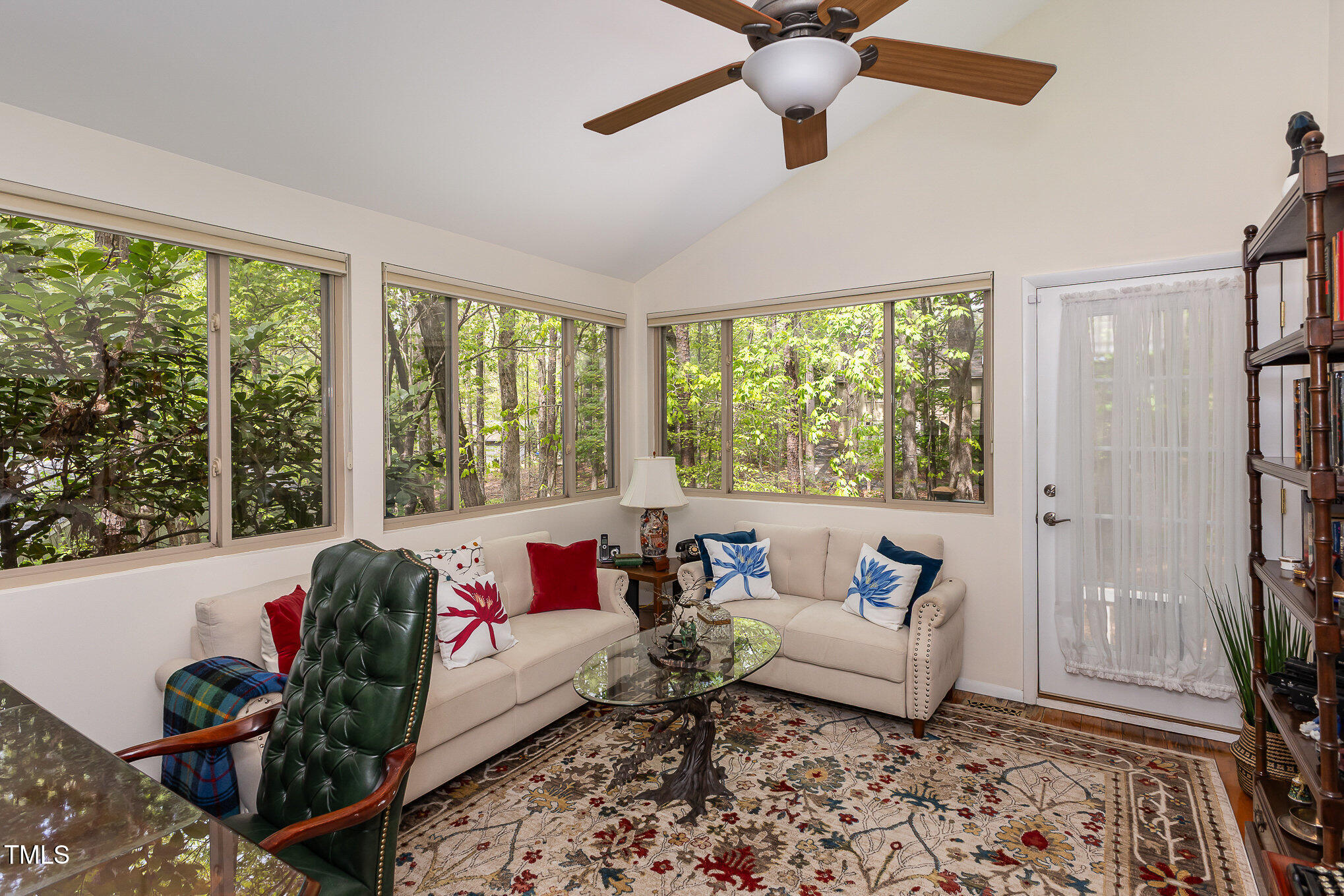 227 Windlestraw
