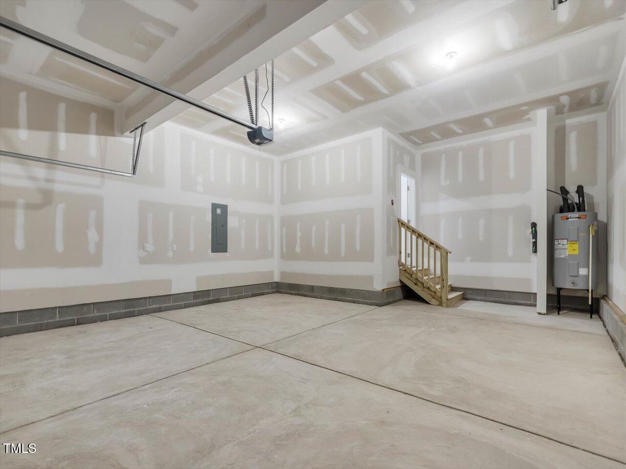 138 Alden Way
