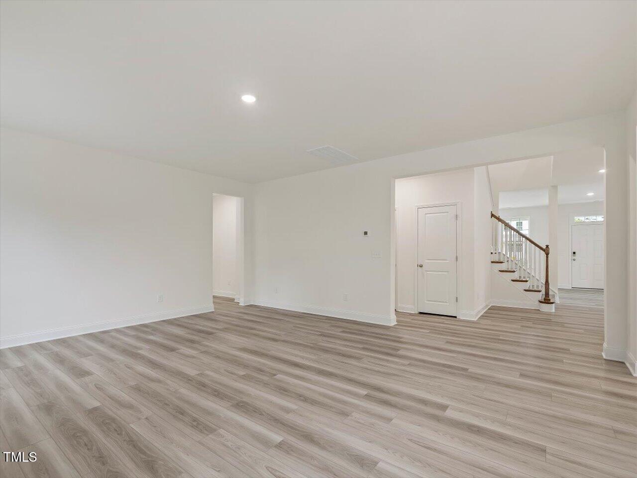 138 Alden Way