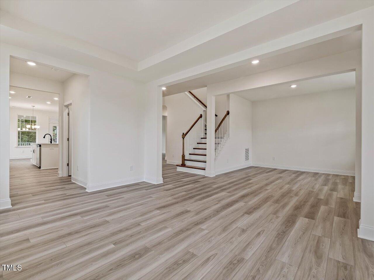 138 Alden Way