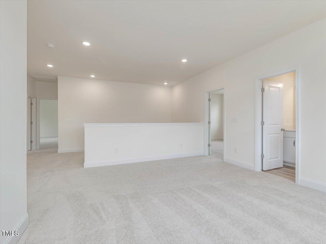 138 Alden Way