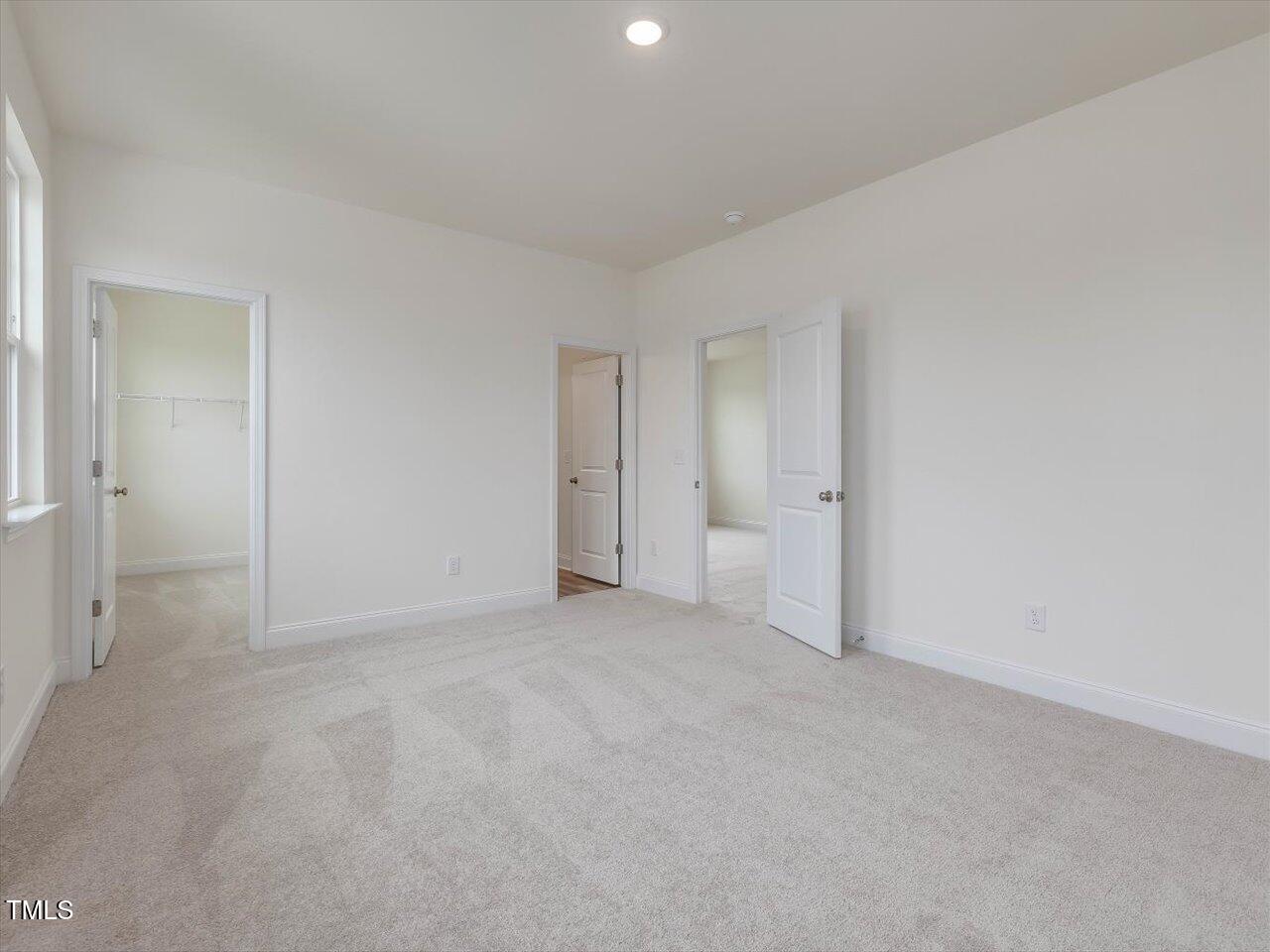 138 Alden Way