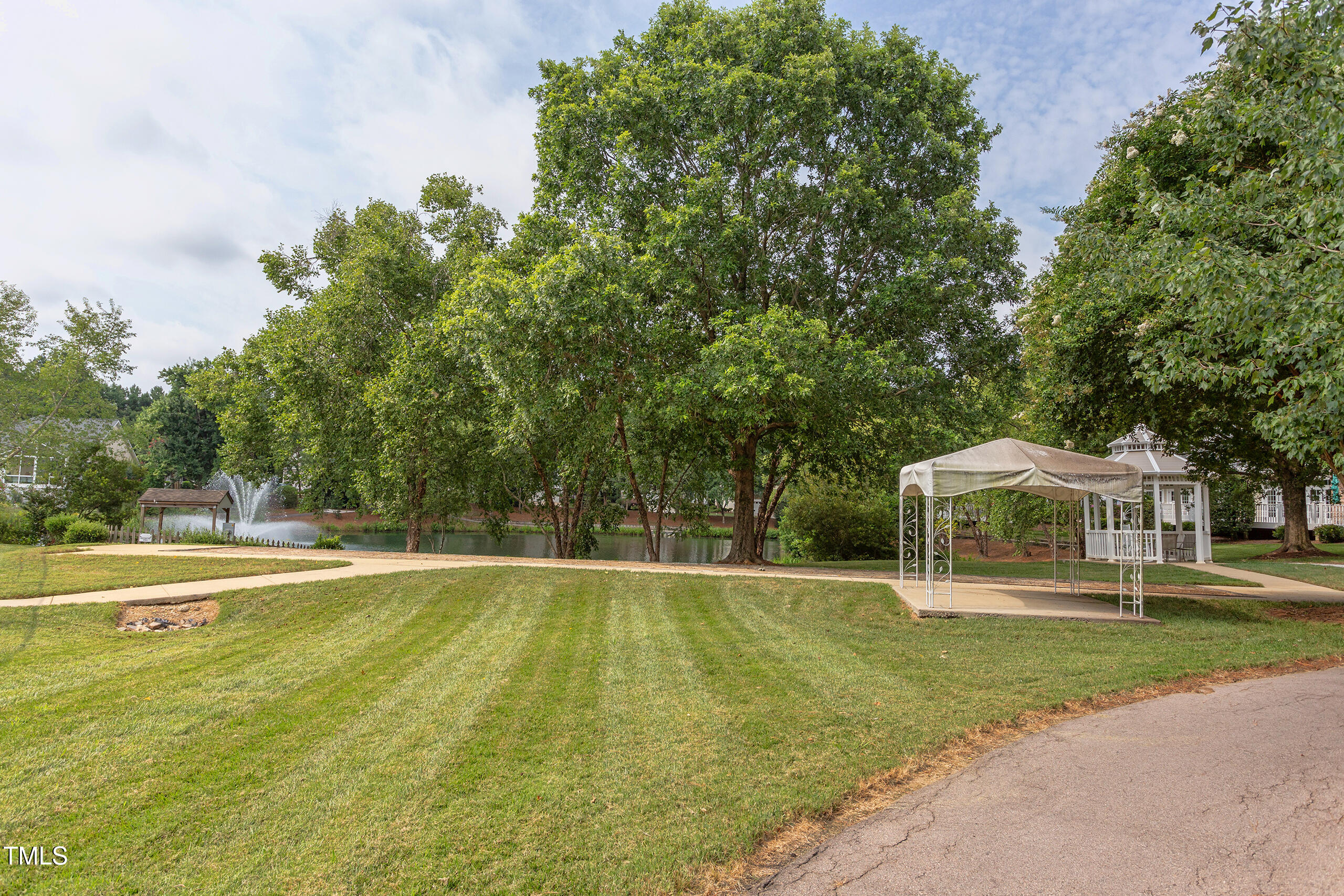2026 Heritage Pines Drive